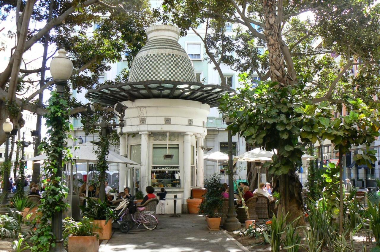 Belleza Y Estetica Modernista En Pleno Centro Alicante Exterior photo